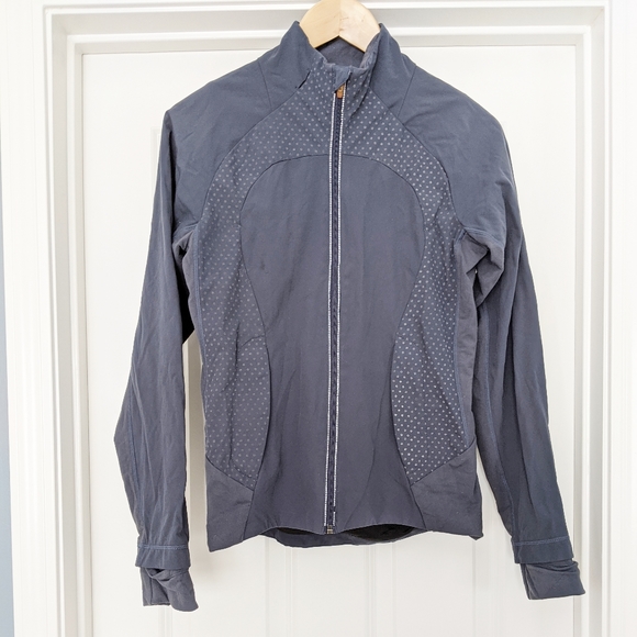 lululemon athletica Jackets & Blazers - Lululemon Athletica grey full zip running jacket